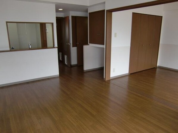 パークレジデンス市川の物件内観写真